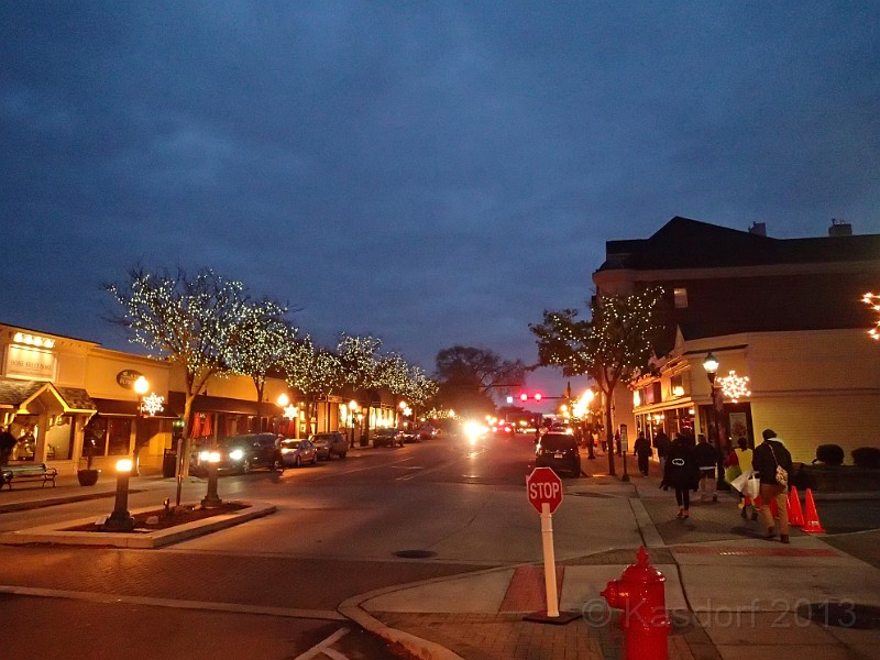 2013 Wicked 10K 030.JPG - But the lights in town are nice, and there are lots of other crazies out there!